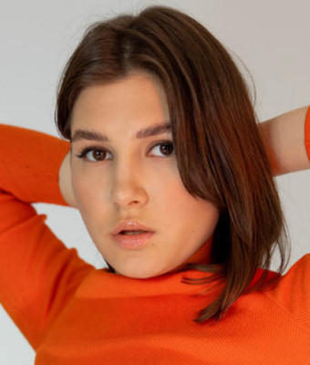 Ellie Luna videos