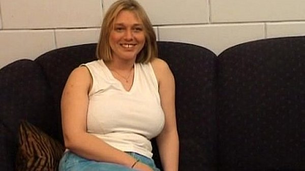 Bijstandsmoeder.nl – Kimberly (Mature – Big Tits – Amateur – MILF)