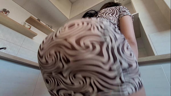 Perverted MILF Wants Huge Creampie
