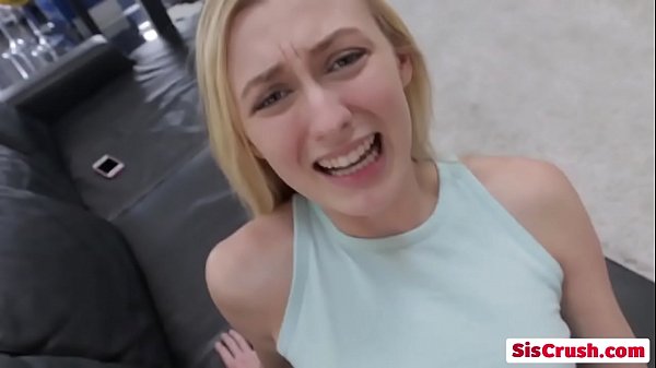 Stepsister and stepbro enjoy fucking each other